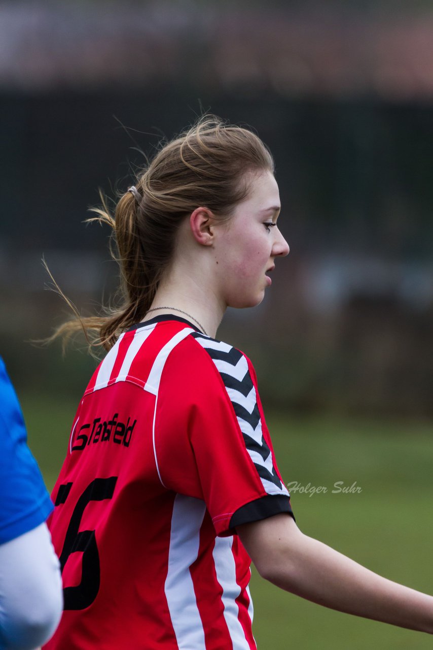 Bild 232 - C-Juniorinnen FSG-BraWie 08 - TuS Tensfeld : Ergebnis: 0:8